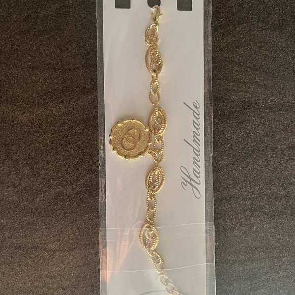 Bracelet with a pendant with balls inside - Picture 3 of 3